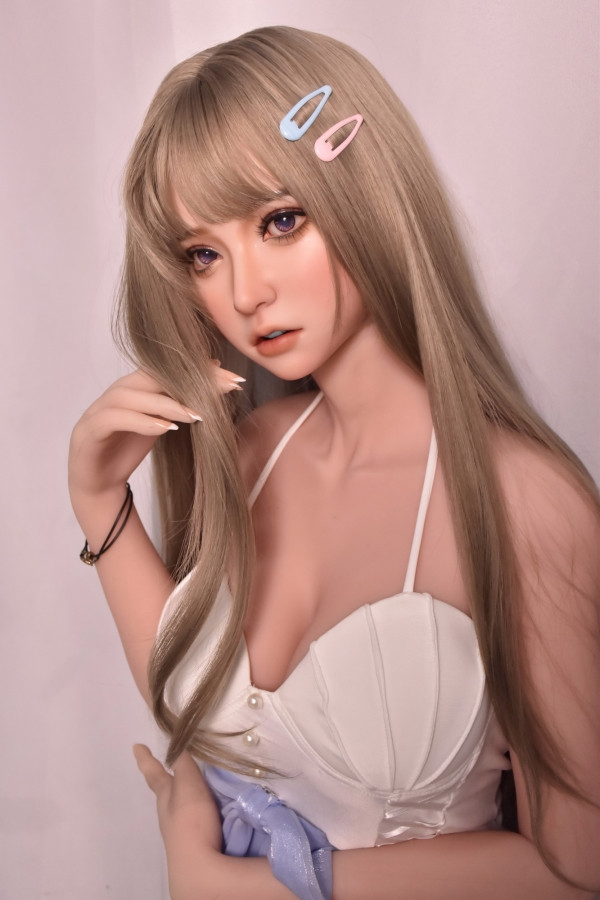 Silikon lange braune Haare japanische Sexpuppenbilder 