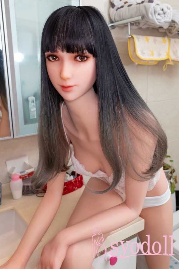 Gwendoline B-cup Love Doll