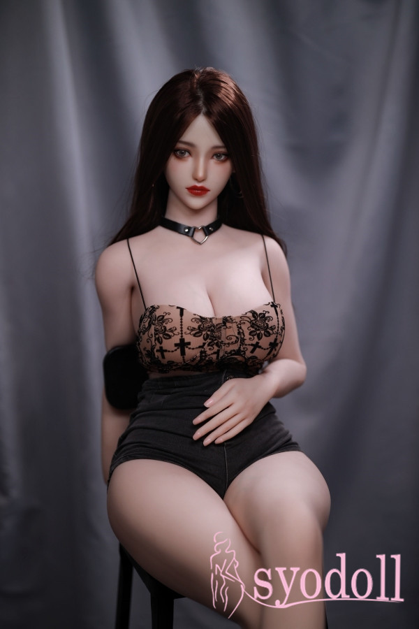 Thera realistic sex doll