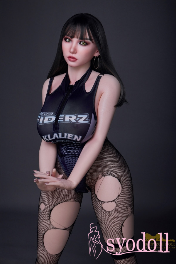 Suki slim sexdoll