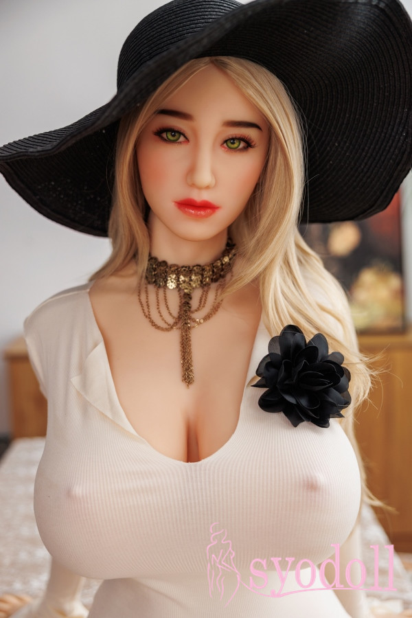 C-cup realdoll hersteller 163cm