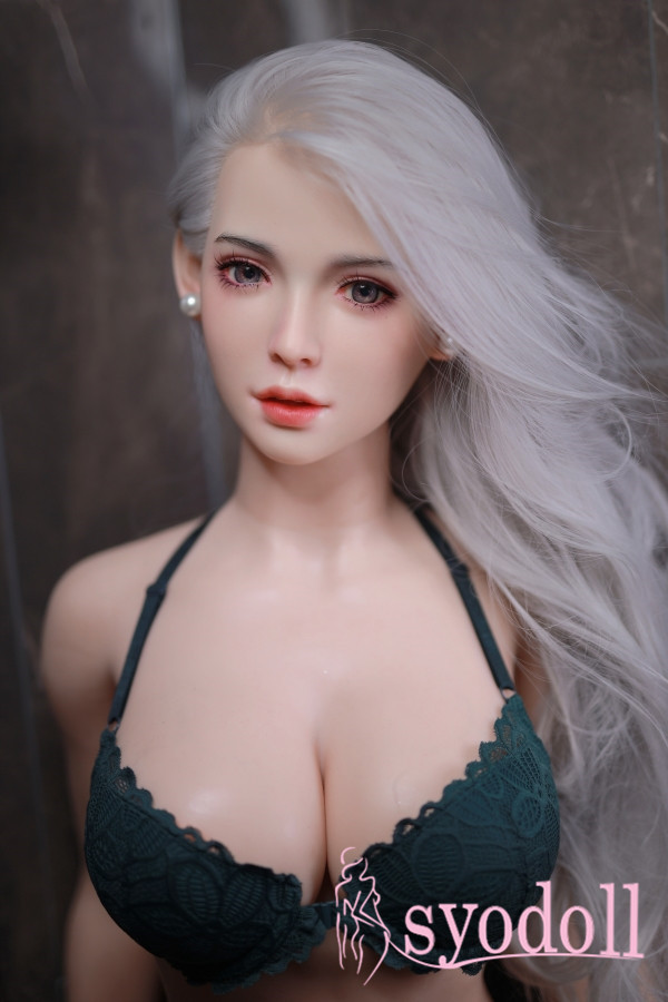 sex doll Selena