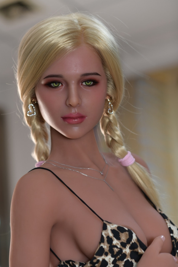 Real doll bestellen luxus Bilder Patey