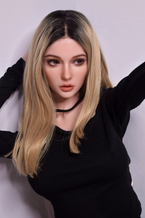 Silikonpuppen sex doll gebraucht ElsaBabe Puppen