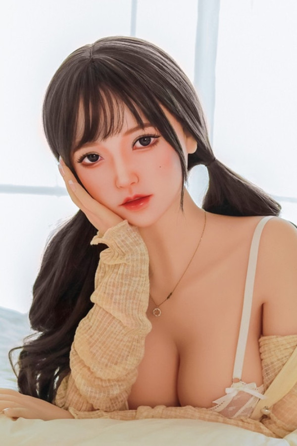 Anika Sex Doll kaufen große Brüste