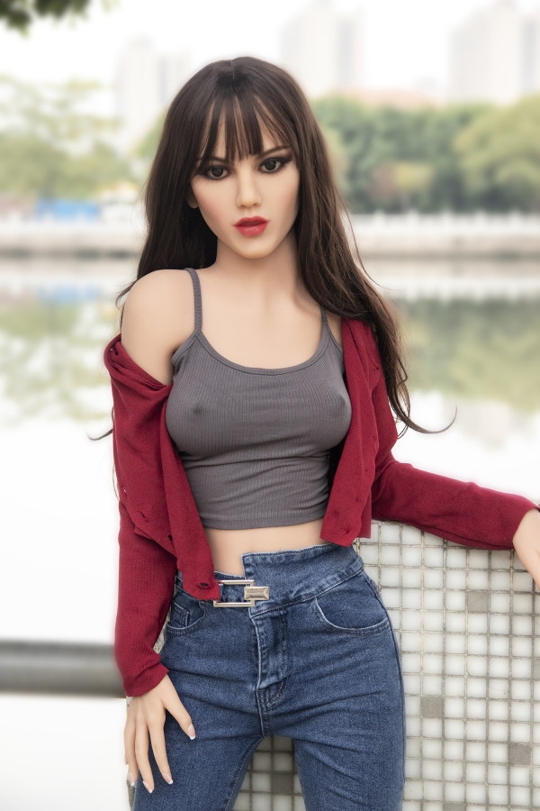 Shiloh real sex doll